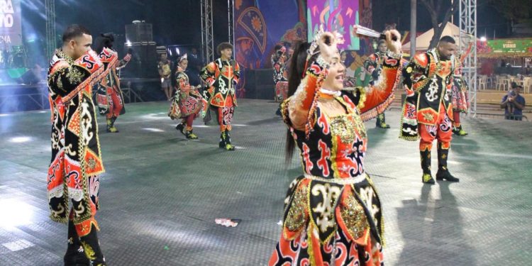 Hoje é São João no Arraial “Pertinho de Você”*