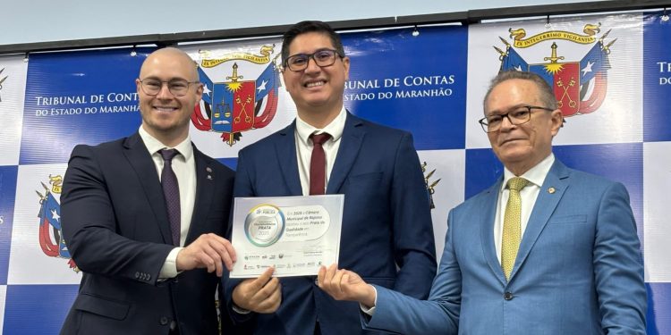 Câmara de Raposa conquista Selo Prata de Transparência, sob o comando do presidente João Marcos 