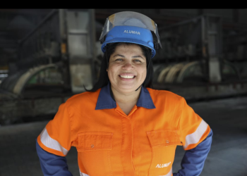 Alcoa avança na representatividade feminina