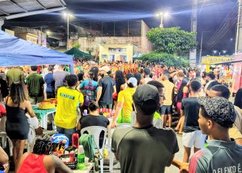 Multidão prestigia batizado da Junina Mocinha do Sertão na Praça da Vila Dom Luís
