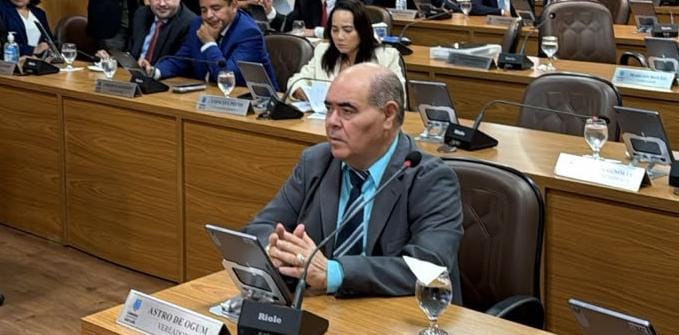 Astro de Ogum defende diálogo entre Prefeitura e Câmara e vota pela manutenção de três vetos em São Luís