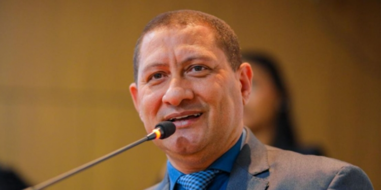 Vereador Marquinhos Silva amplia campanha por Flávio Bolsonaro em São Luís 